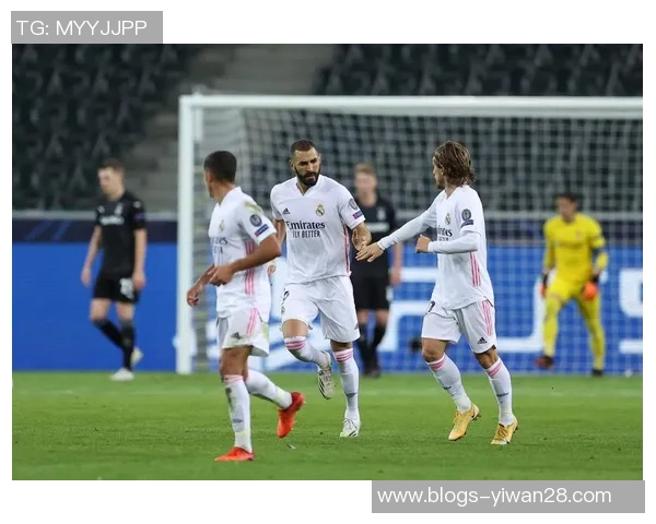 2014年欧冠小组赛回顾皇马与曼城的经典对决与精彩瞬间分析